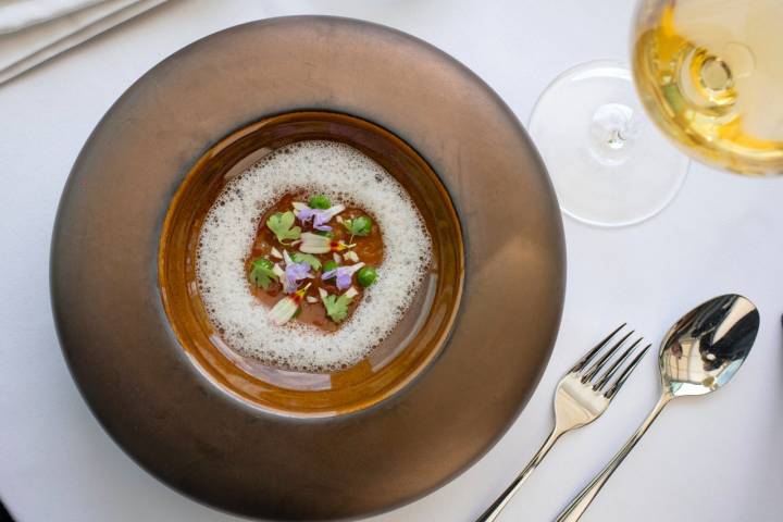 Interpretación del guiso toscano de conejo ‘alla cacciotora’, del restaurante 'Orobianco' (Calpe).