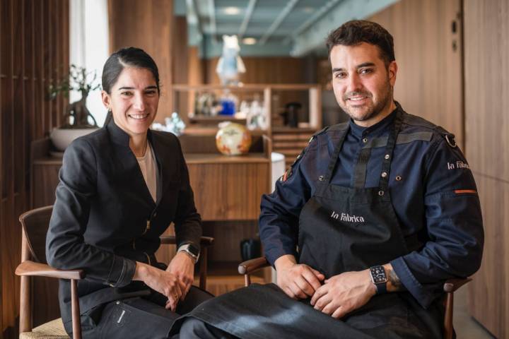 Cristina Lázaro, jefa de sala; y Ricardo Temiño, chef.