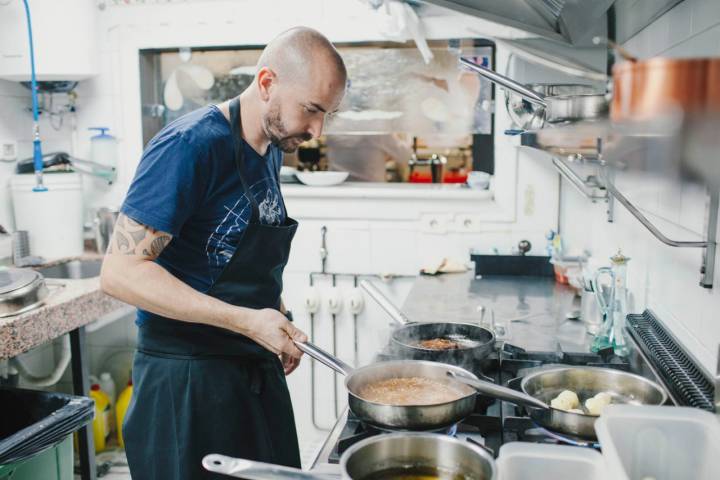 "Yo no he revolucionado la cocina canaria, simplemente la he aligerado", afirma Braulio.