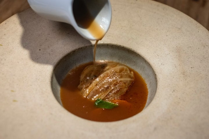 Cocido tres vuelcos en uno.