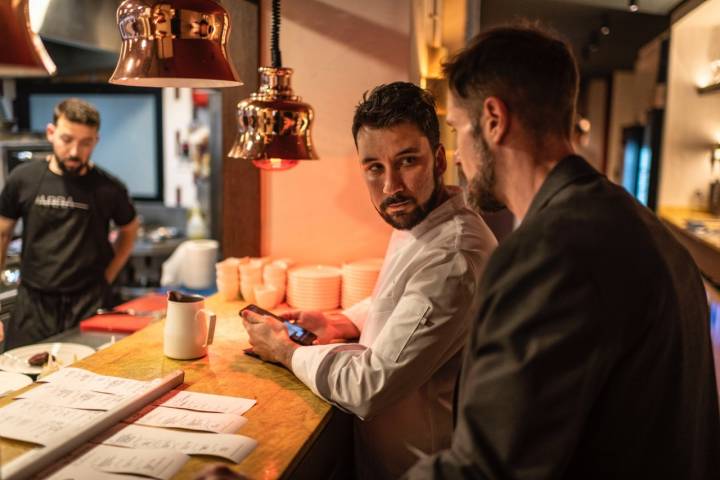  JJoaquín ha pasado por las cocinas de 'El Celler de Can Roca', 'Dani García' y 'Diego Guerrero'.