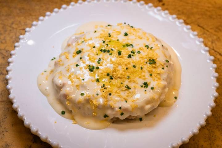 Ensaladilla rusa hecha al día.