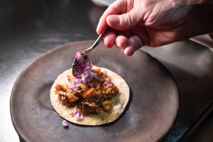 Taco de carnitas.