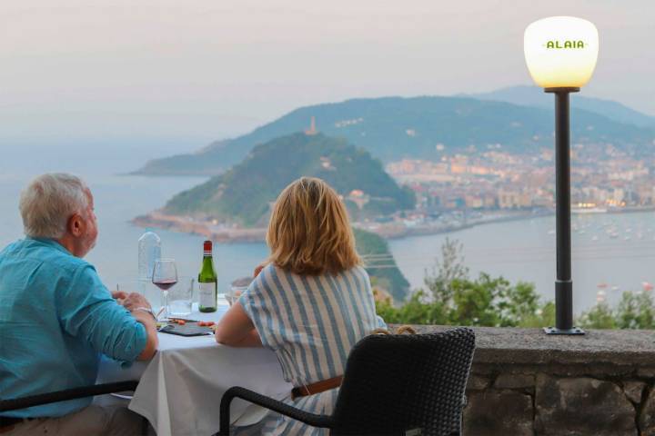 terraza alaia woody allen donostia