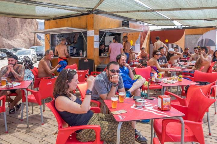 'Kiosco Kraken' (Playa de Las Gaviotas): clientes