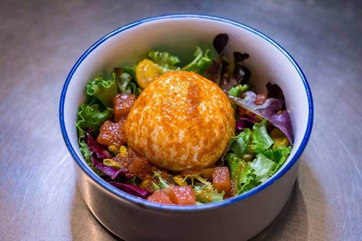 ensalada burrata la lorenza