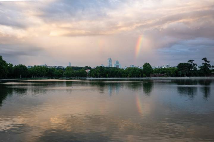 El atardecer sobre el Lago.