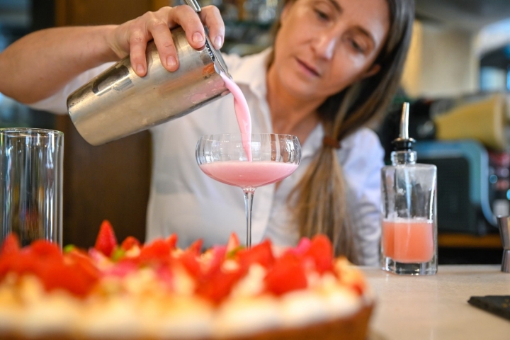 La Vie en Rose es la versión líquida del postre clásico de Lucía.