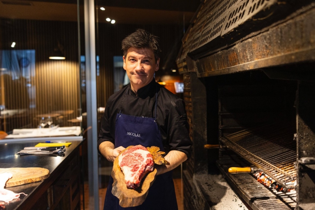 La revolución particular de 'Nicolás', referente tolosarra de la parrilla