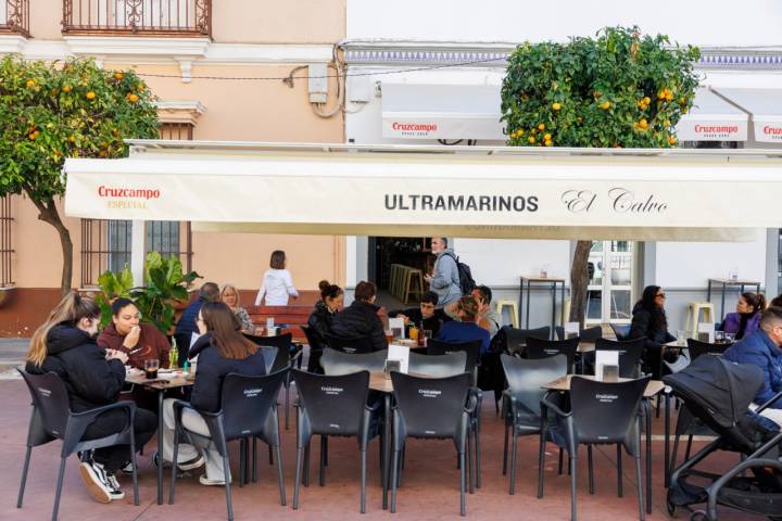 La terraza del ultramarinos.