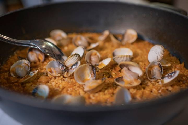 Arroz meloso con berberechos apertura