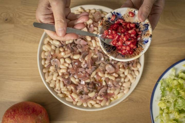 Ensalada alubias y granada