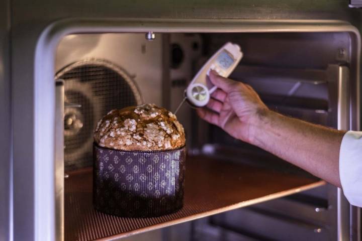 El bollo tiene que salir del horno a una temperatura de 95 grados.