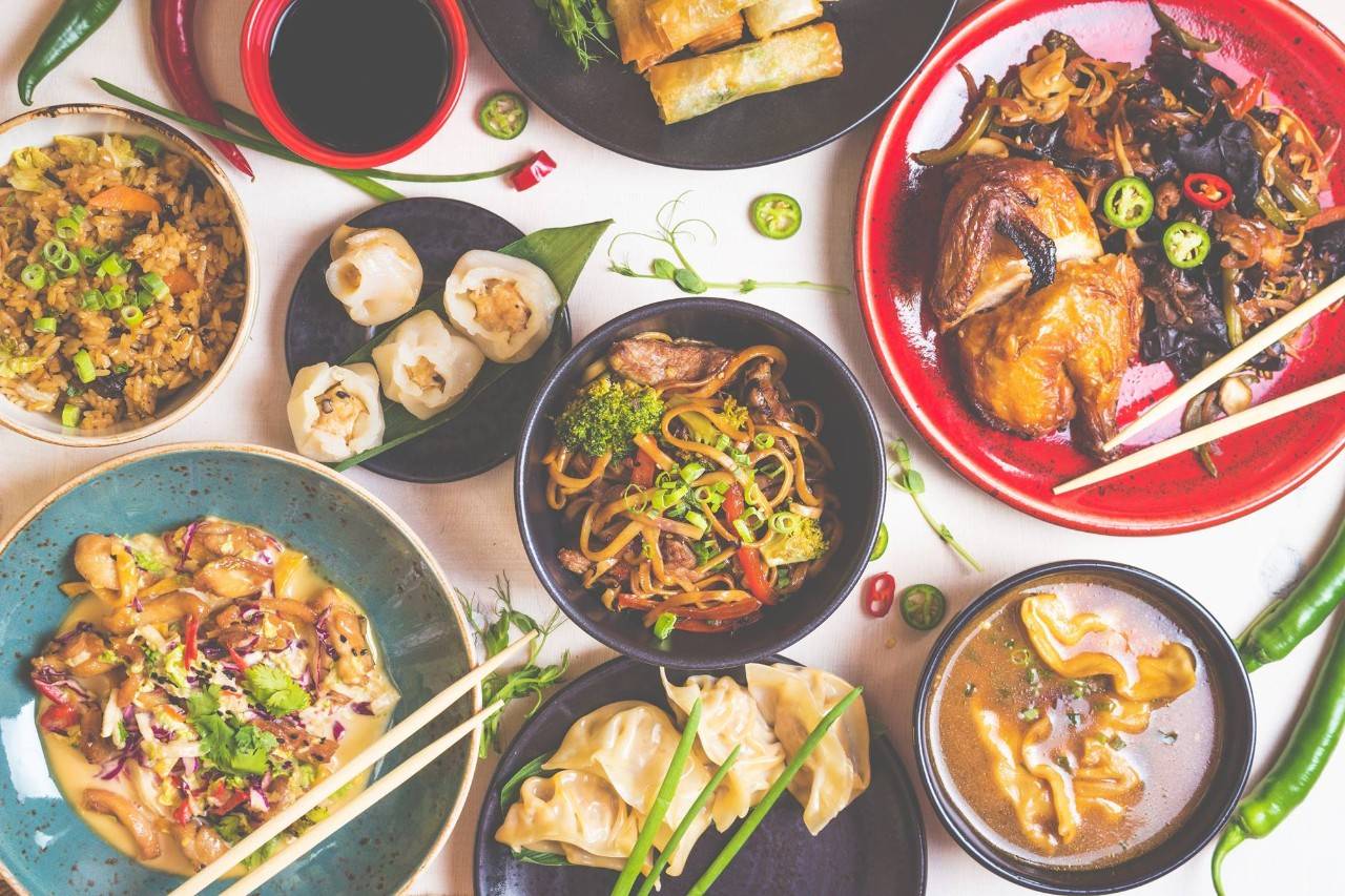 Banquete oriental para dar una segunda oportunidad al año nuevo. Foto: Agefotostock.