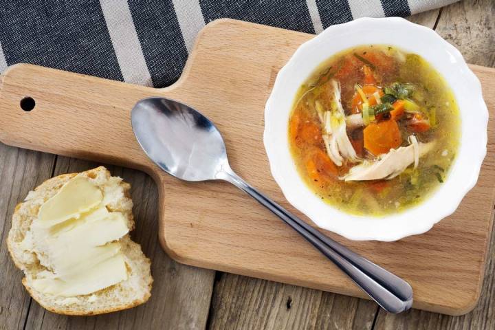 La sopa de parida era la primera cosa que se les daba a las mujeres recién paridas hebreas. Foto: Agefotostock.