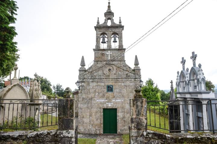 Parroquia de San Miguel de Sarandón.