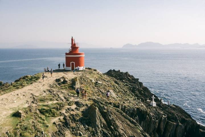 El faro de Punta Robaleira, con las mejores vistas de las islas Cíes.