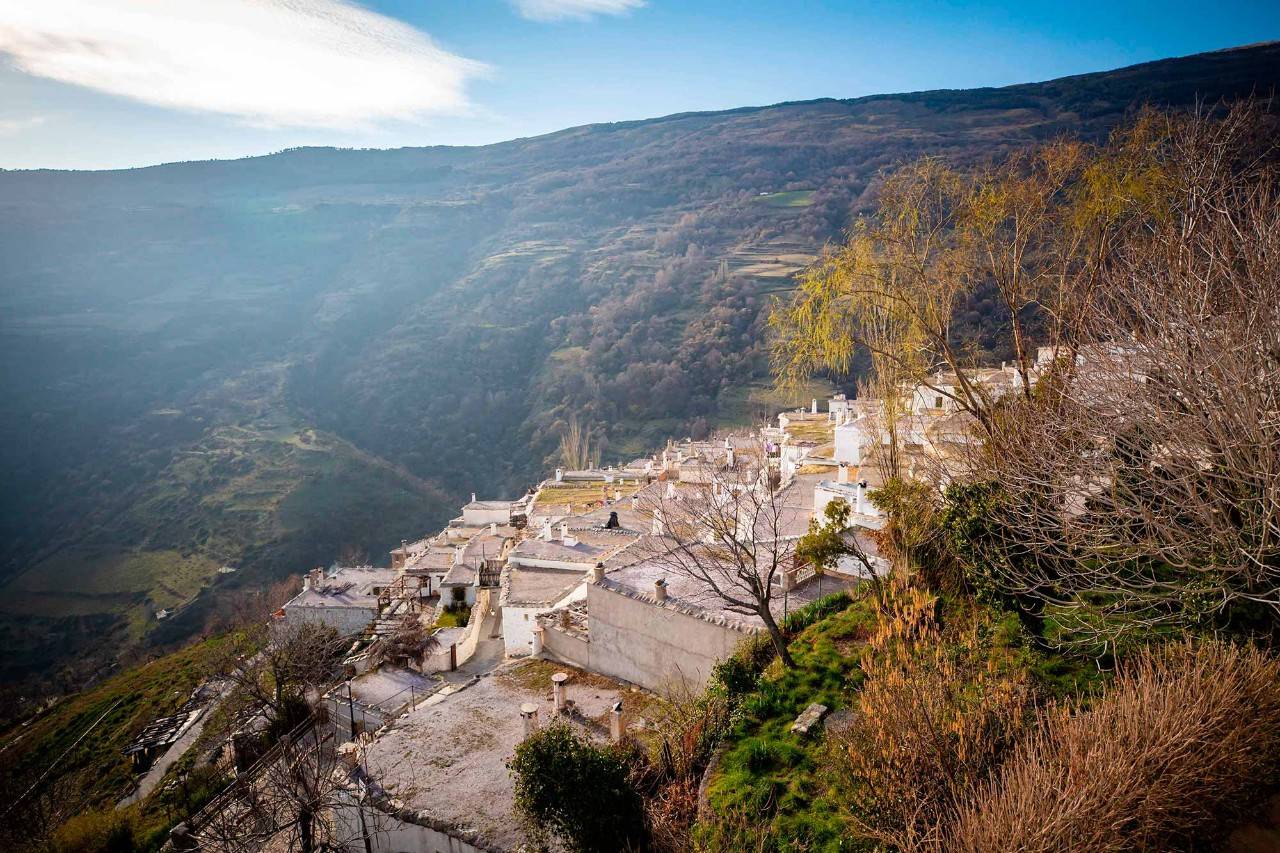 ‘Capileira Casas con Encanto’: Desde la casa La Parra, las vistas son el inmenso Barranco del Poqueira.