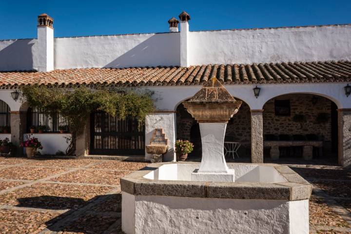 Patio central del cortijo Palomar de la Morra