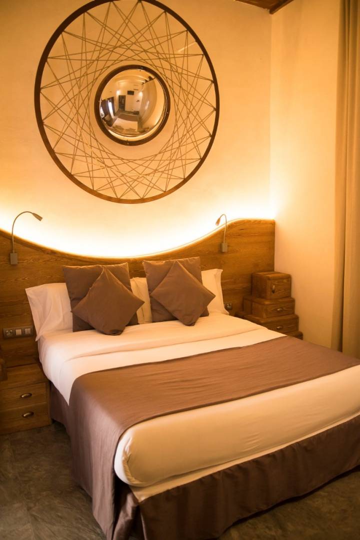 Una de las cuatro habitaciones del hotel.
