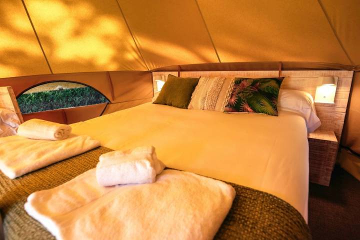 Cama glamping illa de Arousa