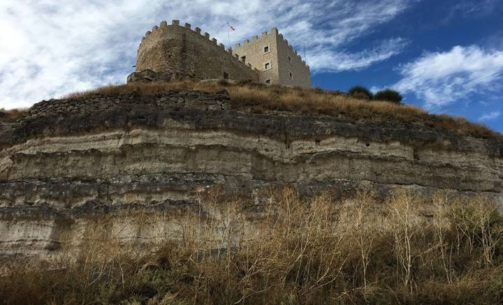 El castillo es el punto más alto de la provincia de Valladolid.