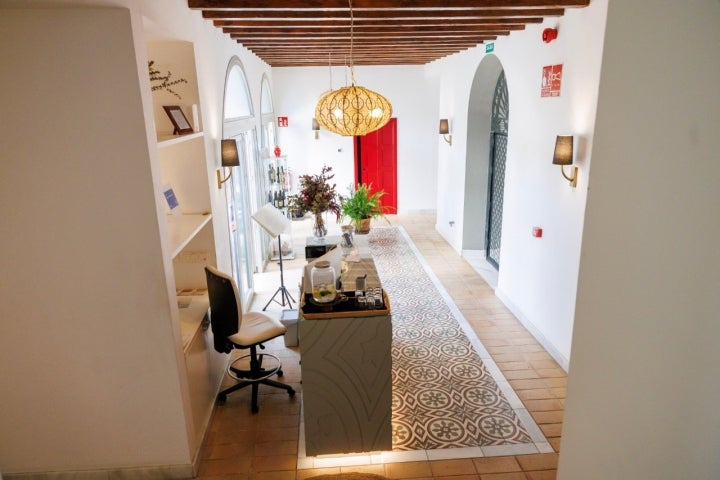 Recepción del hotel Albariza (Sanlúcar de Barrameda) Recepción del hotel Albariza (Sanlúcar de Barrameda)