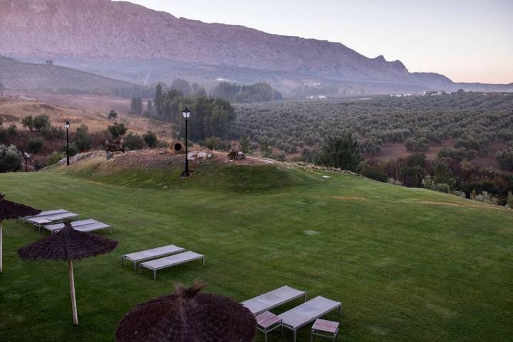 El hotel se encuentra en plena naturaleza