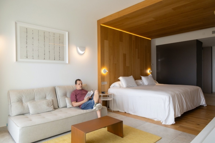 Suite del hotel Higueron de Fuengirola (Málaga).