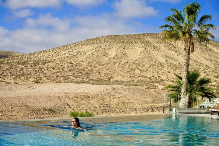 'Infinity pool' y las dunas de jable.