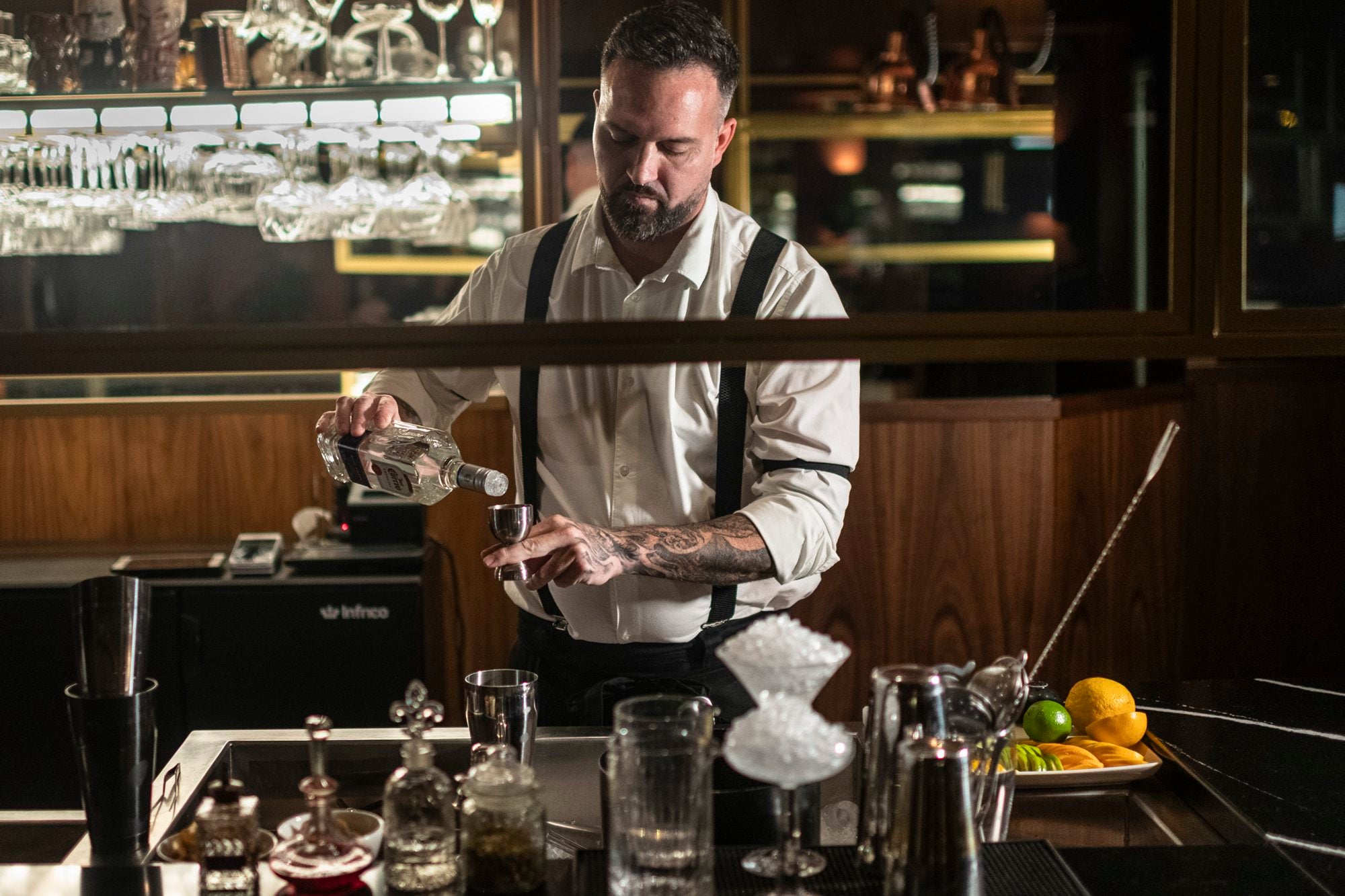 David Conesa es el 'bartender' de 'Nervio Alto'.