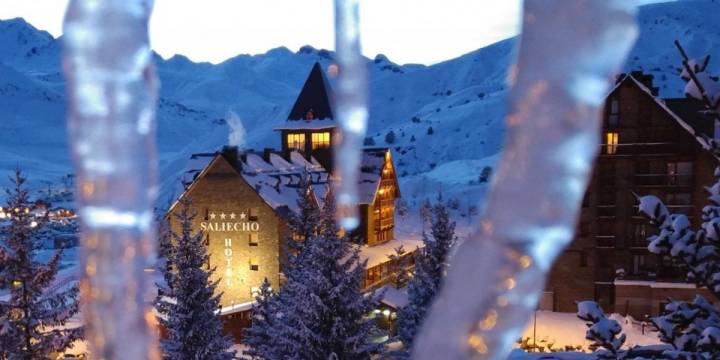 Un chalet montañés para desconectar entre la nieve. Foto: Hotel Saliecho