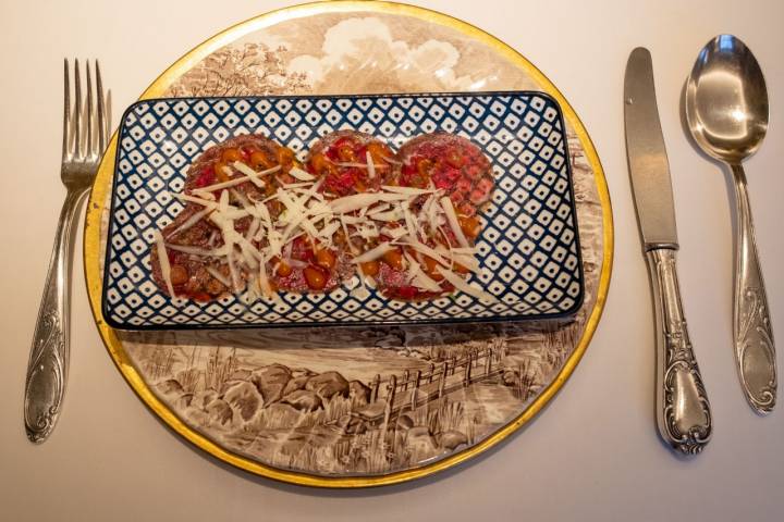 Carpaccio de vacuno.