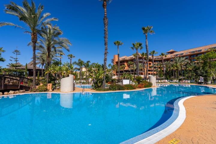 Piscina del Puerto Antilla Grand Hotel