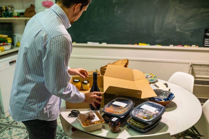 Cuando solo se podía comer alta cocina desde casa. Foto: Alfredo Cáliz.