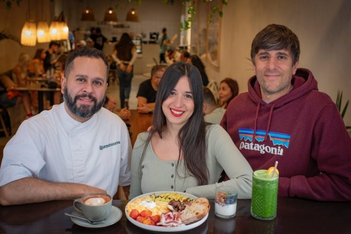 Los propietarios de Finde Café en Santa Cruz de Tenerife