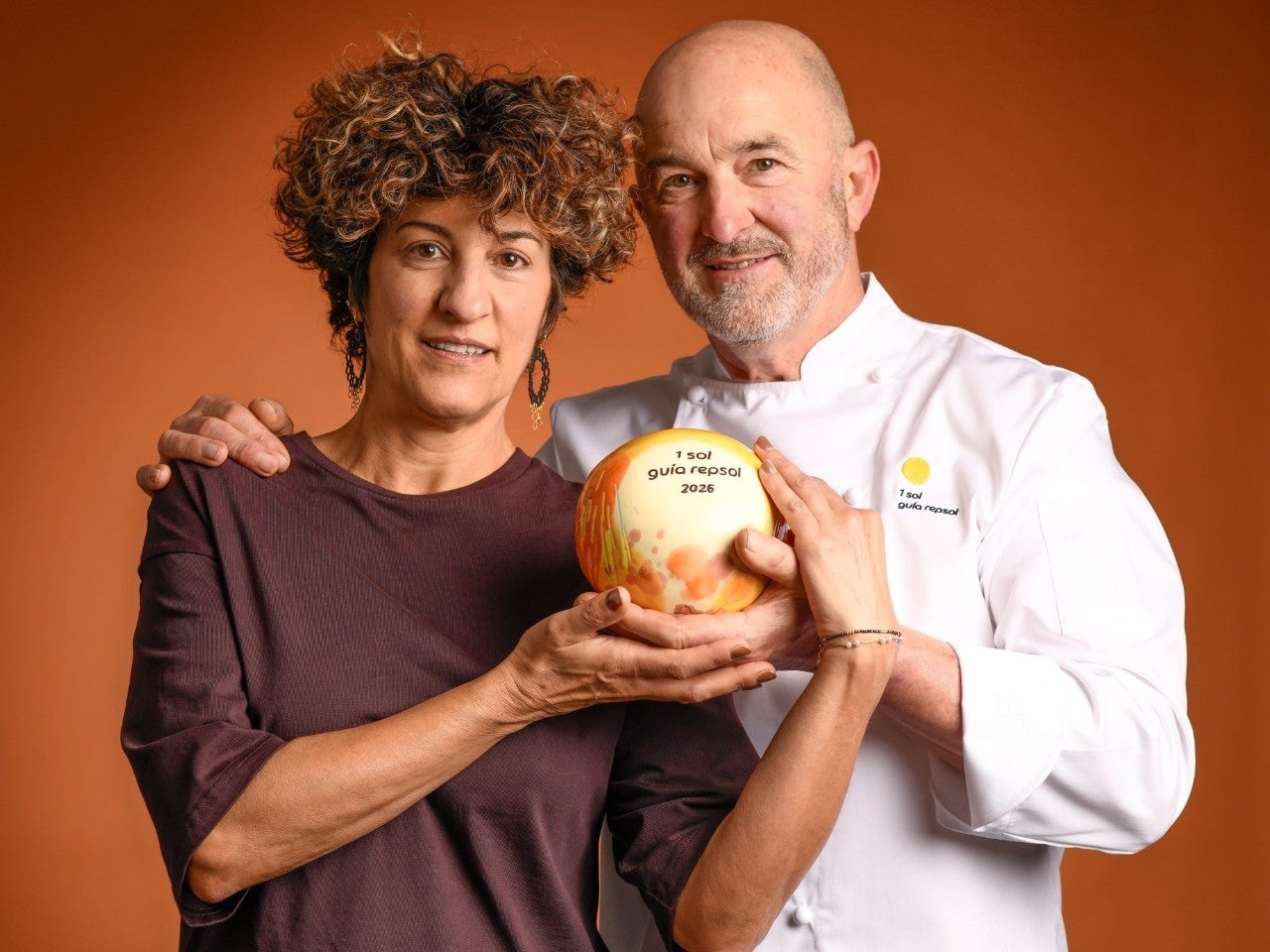 Inma Martínez y Óscar Campo, del restaurante Halconeras de Sancho IV en Funes (Navarra).