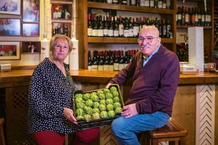 Ana Navarro y Paco Ruiz, propietarios de ‘Patrio Braserito’ de Granada.