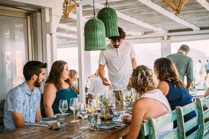 'Ponderosa Beach' es ideal para disfrutar una comida con familiares o amigos en Mallorca. Foto: Ponderosa Beach