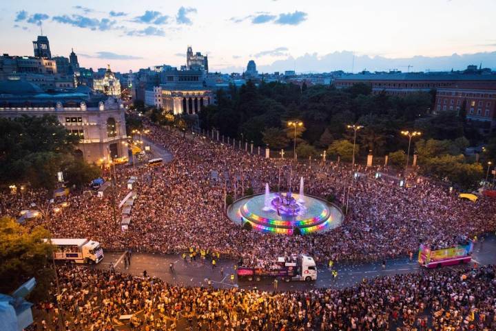 La capital se viste de arcoíris. Foto: MADO