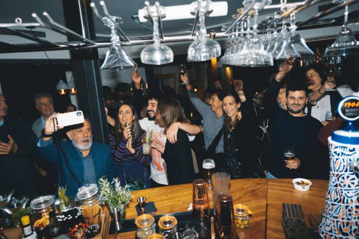 Llegado un punto de la velada, el ambiente en ‘Barmitón’ puede hacerte la noche. Foto: Facebook ‘Barmitón’