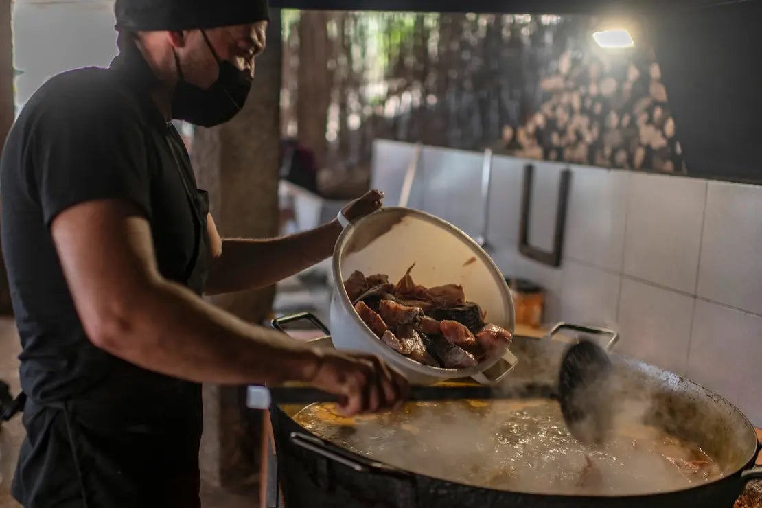 Chiringuito Cala Mastella - El Bigotes cocina