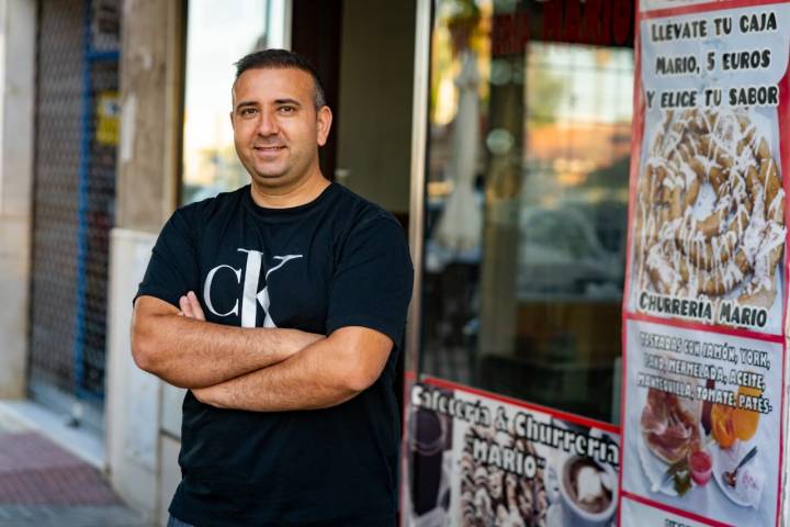 Mario Garvan, churrero de 'Mario' en Isla Cristina (Huelva)