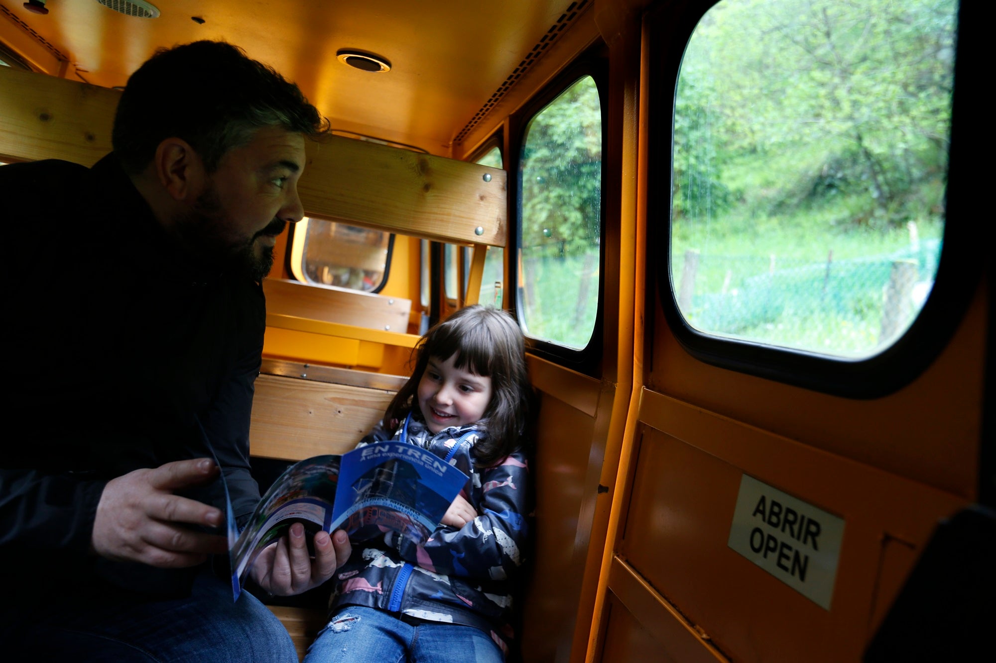 Viaje al tren carbonero más largo de España.