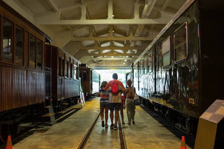 Museo Vasco del Ferrocarril en Azpeitia familia