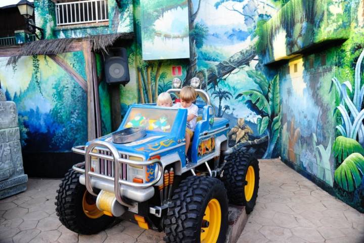 Parque Tívoli - niños en el coche