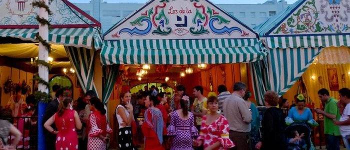 Casetas de la Feria de Abril / Flickr de David Sim.