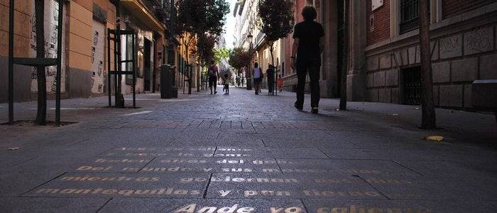 Calle Huertas, Madrid. / CC Flickr Omar Carbajal.