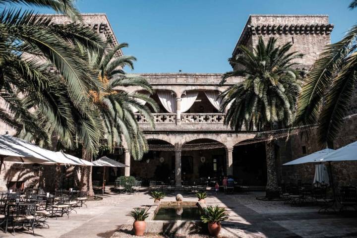 Patio Parador Nacional de Turismo de Jarandilla de la Vera, Cáceres