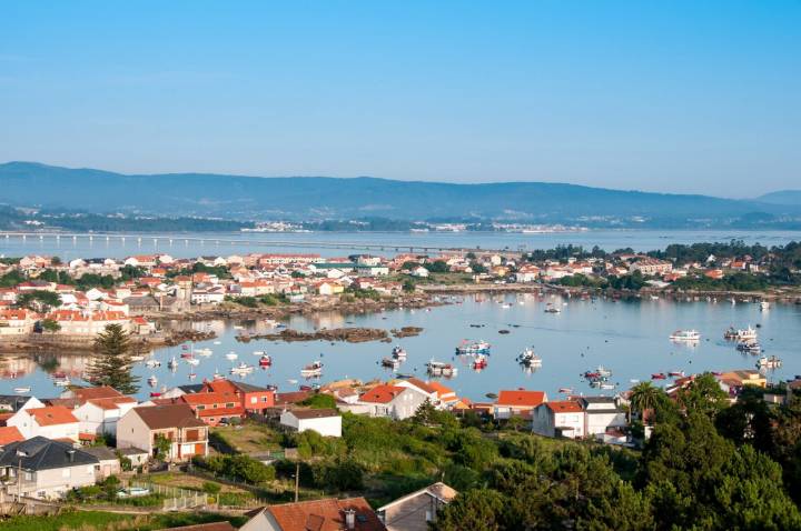 Las Rías Baixas y la Isla de Arousa son destinos a los que siempre vuelve Cobeaga. Foto: Shutterstock.